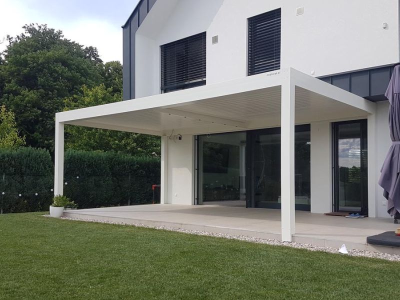bela-bioklimatska-pergola