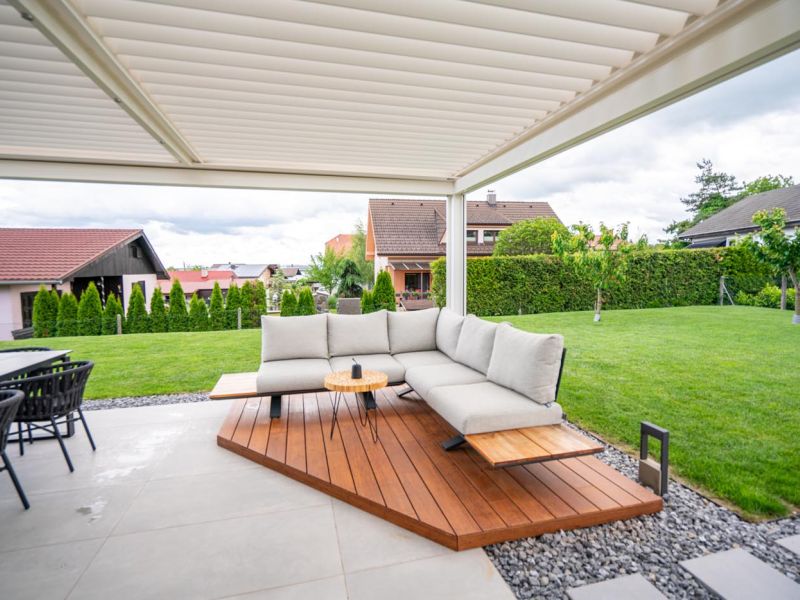 velika-bela-pergola